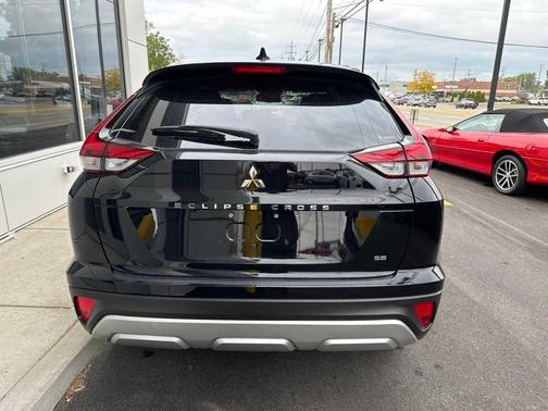 2024 Mitsubishi Eclipse Cross SE