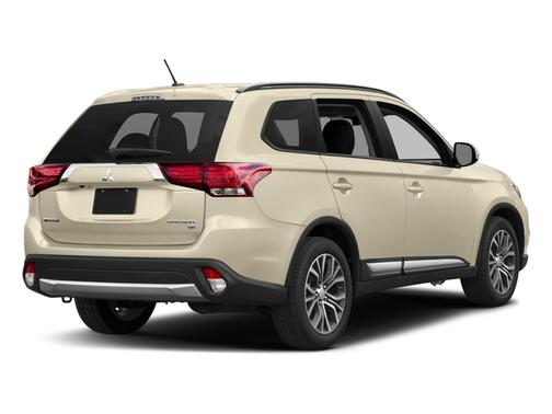 Diamond White Pearl 2018 Mitsubishi Outlander LE S-AWC