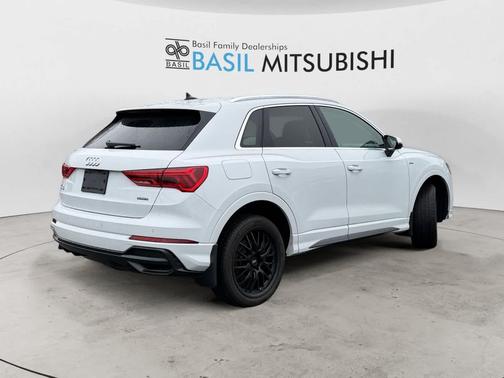 2022 Audi Q3 45 S line Premium Plus