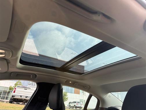 2024 Volvo S60 B5 Plus Dark Theme