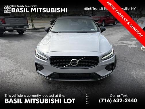 2024 Volvo S60 B5 Plus Dark Theme