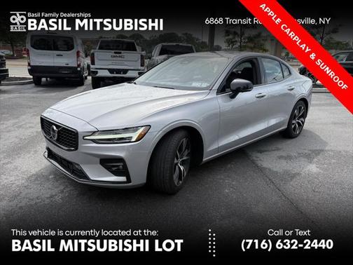 2024 Volvo S60 B5 Plus Dark Theme