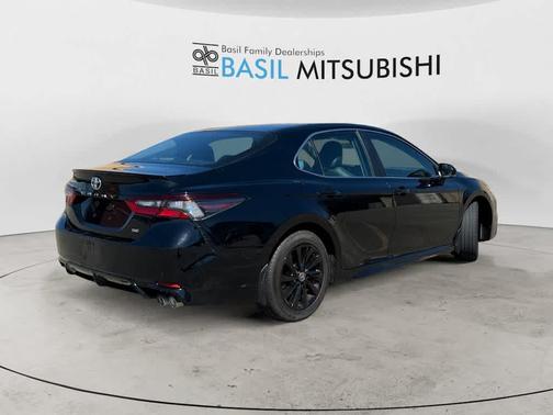 Midnight Black Metallic 2024 Toyota Camry SE