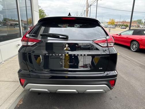 2025 Mitsubishi Eclipse Cross SE