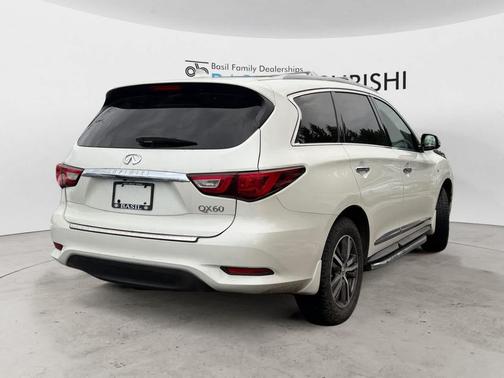 2018 INFINITI QX60 Base