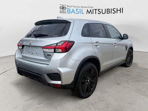 2025 Mitsubishi Outlander Sport 2.0 LE