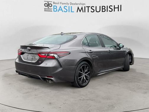 Predawn Gray Mica 2023 Toyota Camry SE
