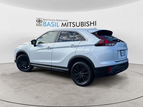 2024 Mitsubishi Eclipse Cross LE