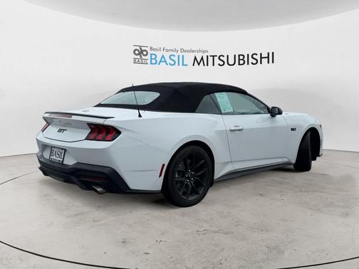 Oxford White 2024 Ford Mustang GT Premium