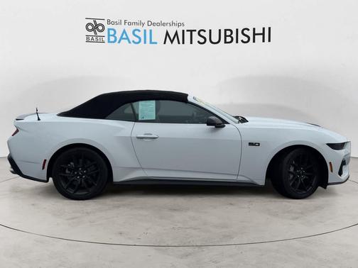 Oxford White 2024 Ford Mustang GT Premium