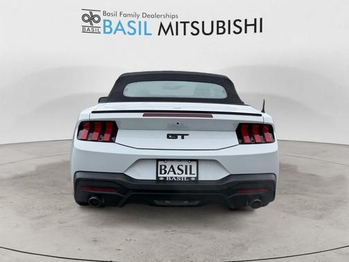 Oxford White 2024 Ford Mustang GT Premium