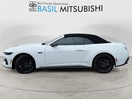Oxford White 2024 Ford Mustang GT Premium