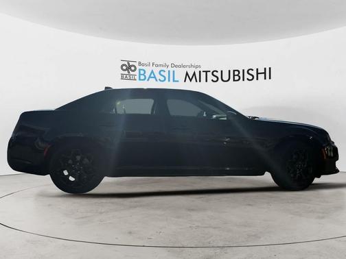 2023 Chrysler 300 Touring