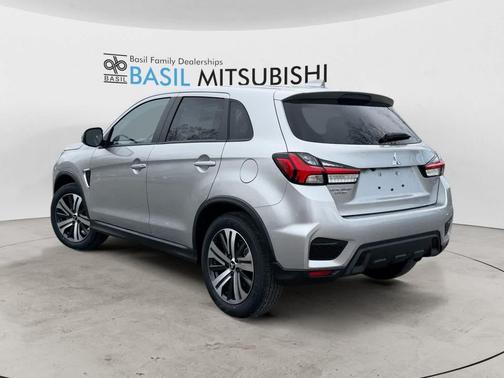 Alloy Silver Metallic 2026 Mitsubishi Outlander Sport SE