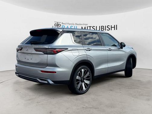 2026 Mitsubishi Outlander SE 1.5T S-AWC