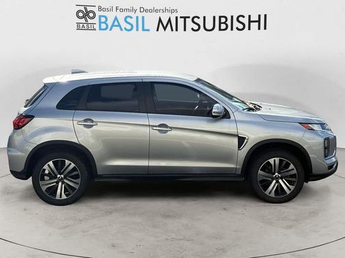 2022 Mitsubishi Outlander Sport SE