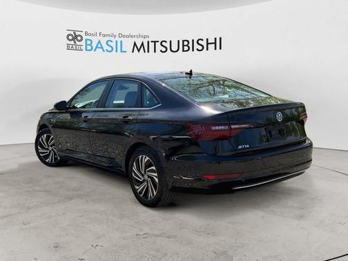 Deep Black Pearl 2020 Volkswagen Jetta 1.4T SEL