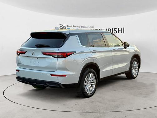 2024 Mitsubishi Outlander ES 2.5 S-AWC