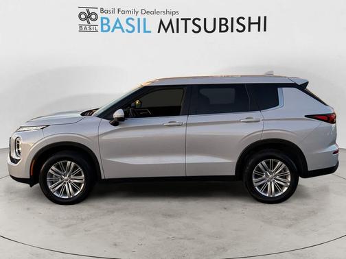 2024 Mitsubishi Outlander ES 2.5 S-AWC