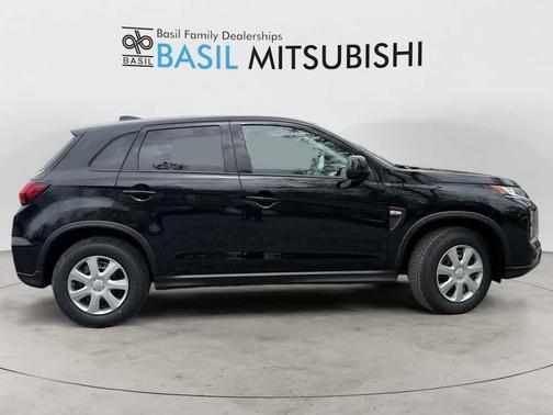 Labrador Black Pearl 2026 Mitsubishi Outlander Sport 2.0 S