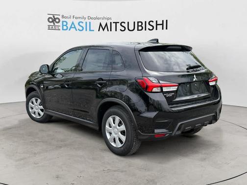 Labrador Black Pearl 2026 Mitsubishi Outlander Sport 2.0 S