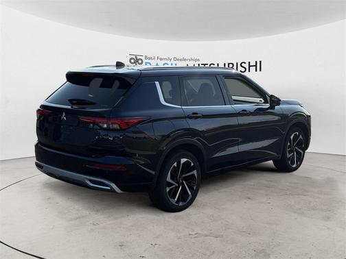 2023 Mitsubishi Outlander PHEV SEL
