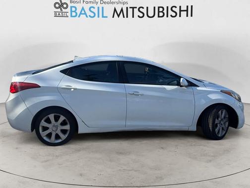 Shimmering White 2013 Hyundai ELANTRA Limited
