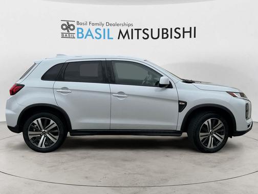 2023 Mitsubishi Outlander Sport 2.0 ES
