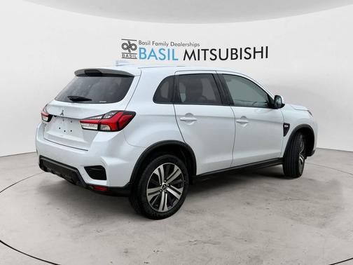 2023 Mitsubishi Outlander Sport 2.0 ES