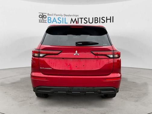 2024 Mitsubishi Outlander ES 2.5 S-AWC