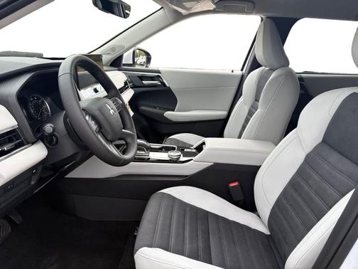 2025 Mitsubishi Outlander SE 2.5 S-AWC