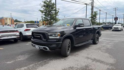 Diamond Black Crystal Pearlcoat 2022 RAM 1500 Rebel