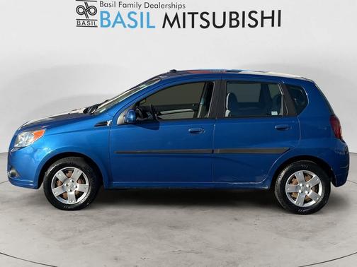 2011 Chevrolet Aveo 5 LT