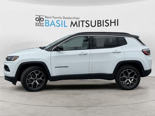 Bright White Clearcoat 2025 Jeep Compass Limited