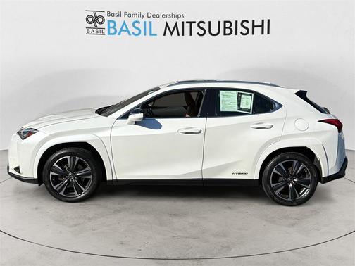 2022 Lexus UX 250h Base