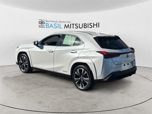 2022 Lexus UX 250h Base