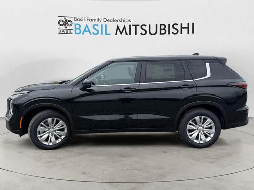 Black Diamond 2026 Mitsubishi Outlander ES S-AWC
