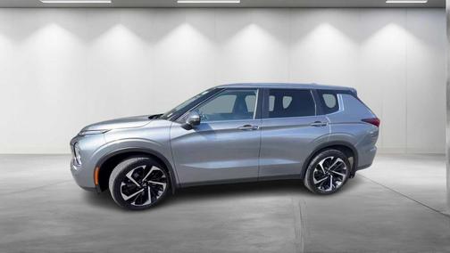 Mercury Gray Metallic 2024 Mitsubishi Outlander SE S-AWC