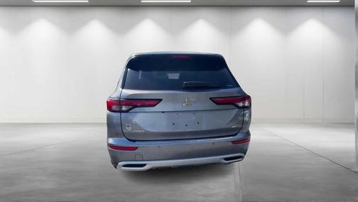 Mercury Gray Metallic 2024 Mitsubishi Outlander SE S-AWC