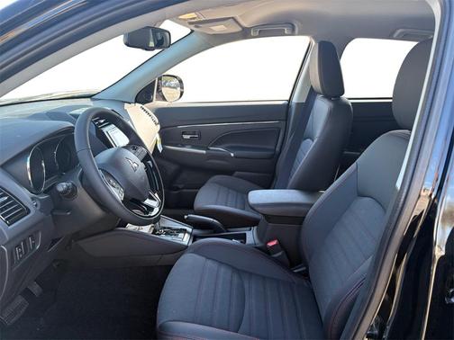 2025 Mitsubishi Outlander Sport SE