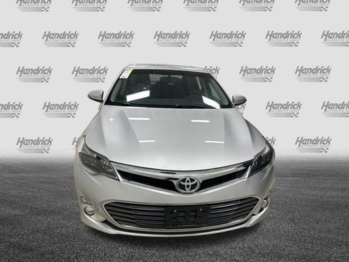 Classic Silver Metallic 2014 Toyota Avalon Limited