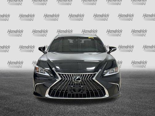 2025 Lexus ES 300h Base