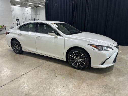 2023 Lexus ES 350 Base