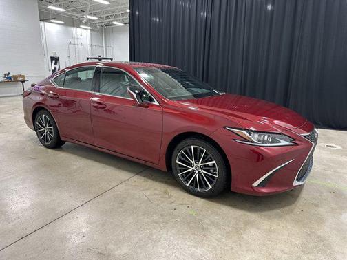 2022 Lexus ES 350 Base