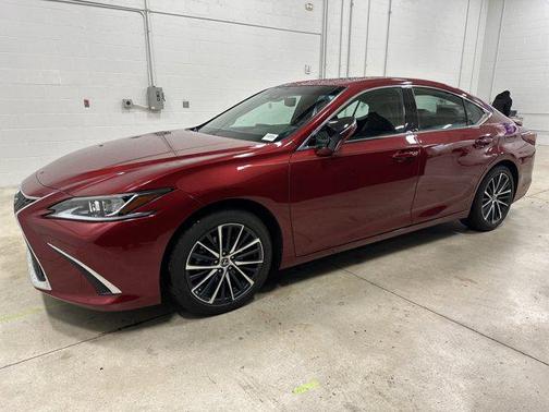 2022 Lexus ES 350 Base
