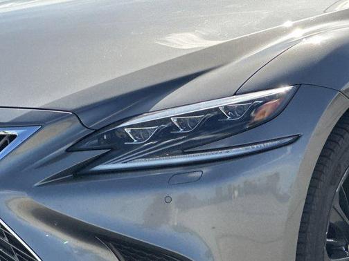 2018 Lexus LS 500h Base