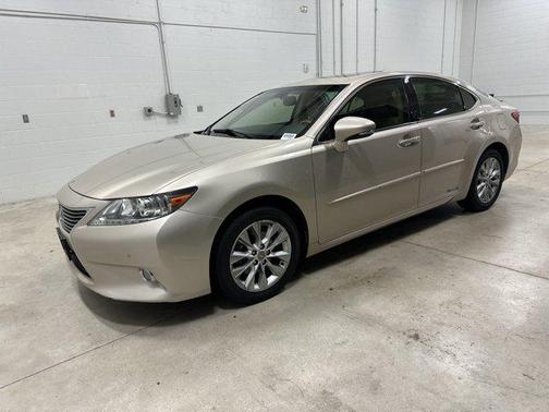 2013 Lexus ES 300h Base