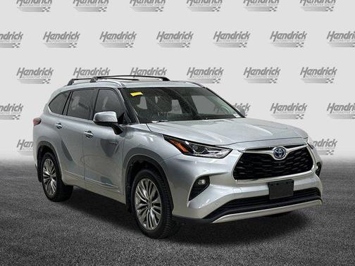 2020 Toyota Highlander Hybrid Platinum