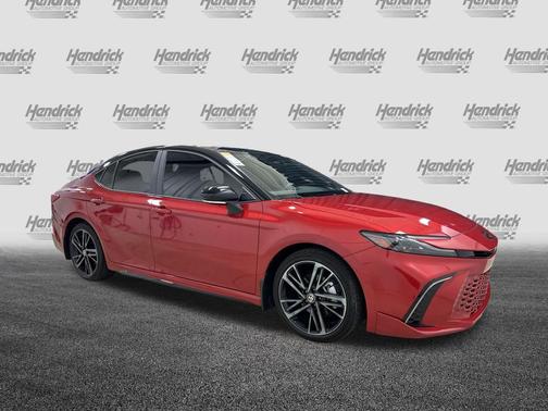 Supersonic Red/Midnight Black Metallic 2025 Toyota Camry XSE