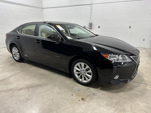 2013 Lexus ES 300h Base